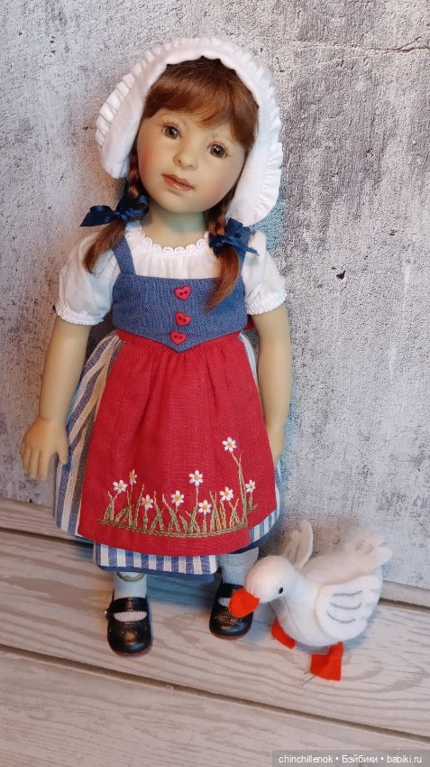 Чудеса случаются :) Ganseliesel со своим гусёнком от Heidi Plusczok