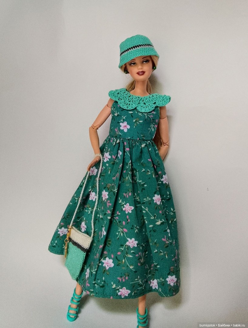 Немного вязаного для моих любимиц Барби и не только