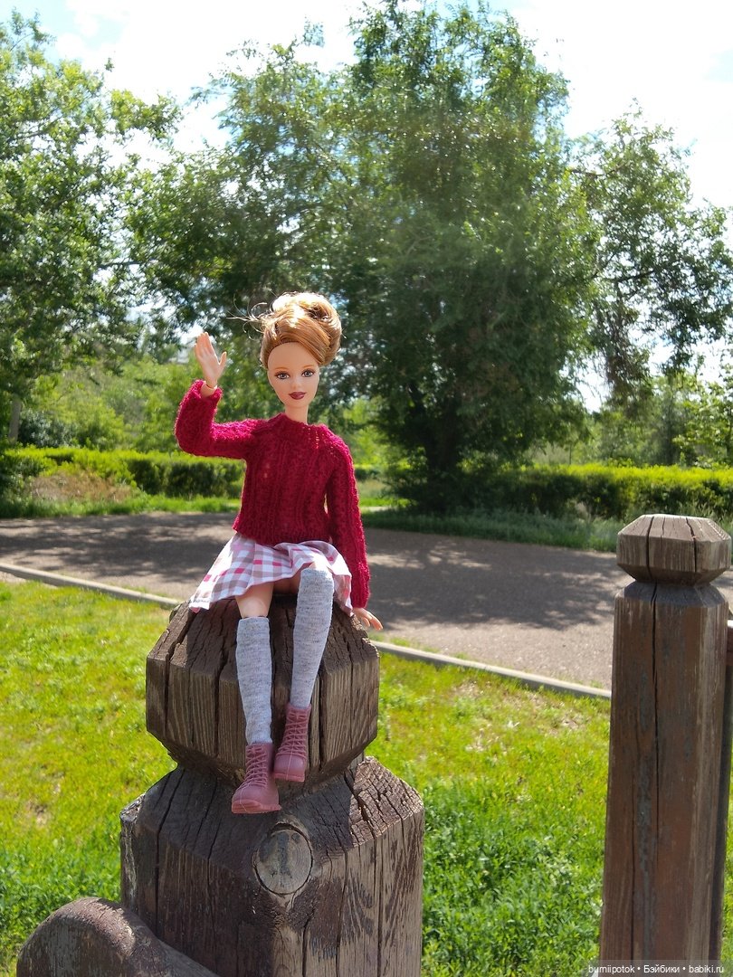 Немного вязаного для моих любимиц Барби и не только (фото 2)