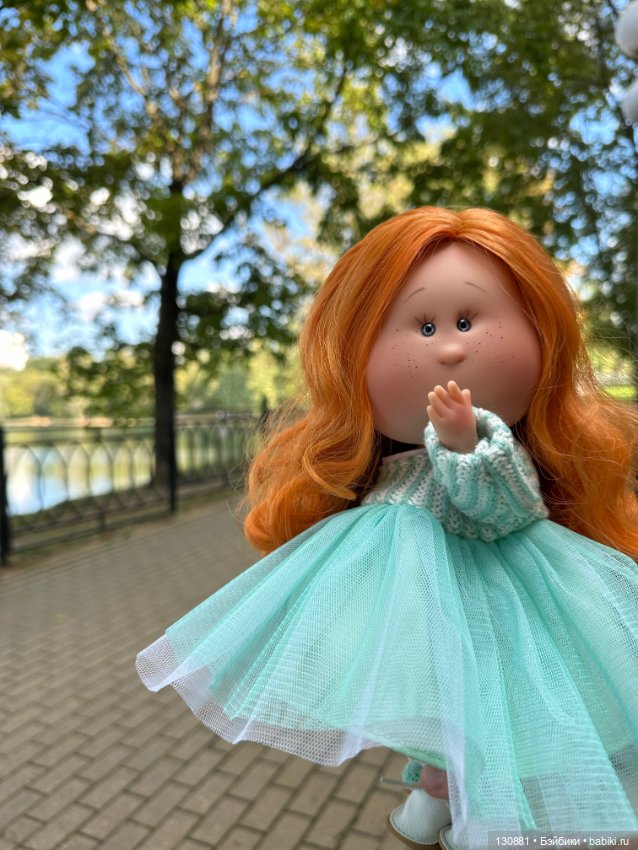 Ресницы убраны. Всем спасибо за подсказки ) Прошу совета. Можно ли стереть ресницы Mia Nines D’onil (фото 8)