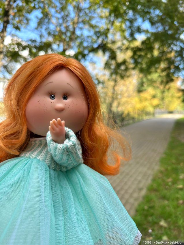 Ресницы убраны. Всем спасибо за подсказки ) Прошу совета. Можно ли стереть ресницы Mia Nines D’onil (фото 4)