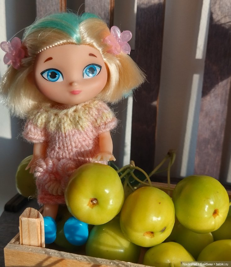 Девочки и ящик для фруктов (фото 4)