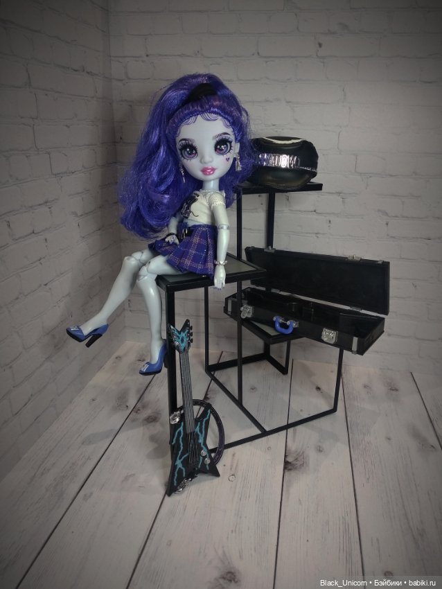Ума Ван Хуз — Куклы Rainbow High (Рейнбоу Хай