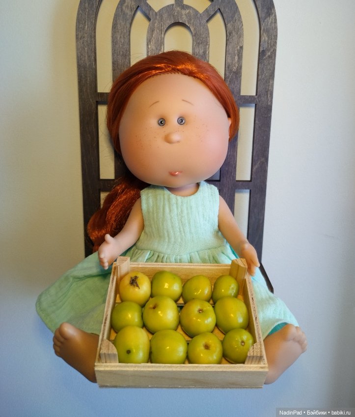 Мотя и яблоки — Куклы Nines d'Onil (Нинес): Миа (Mia) (фото 5)