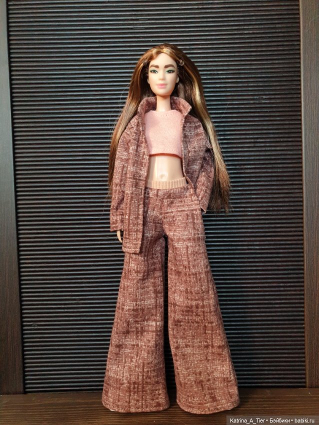 Комплект. Один фасон, разные тела (фото 8)