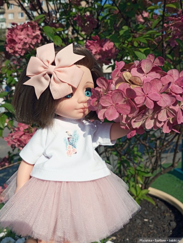 Ася в зоопарке — Российские куклы Весна (фото 3)