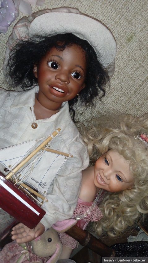 Мальчик с корабликом Emmit Donna Rubert