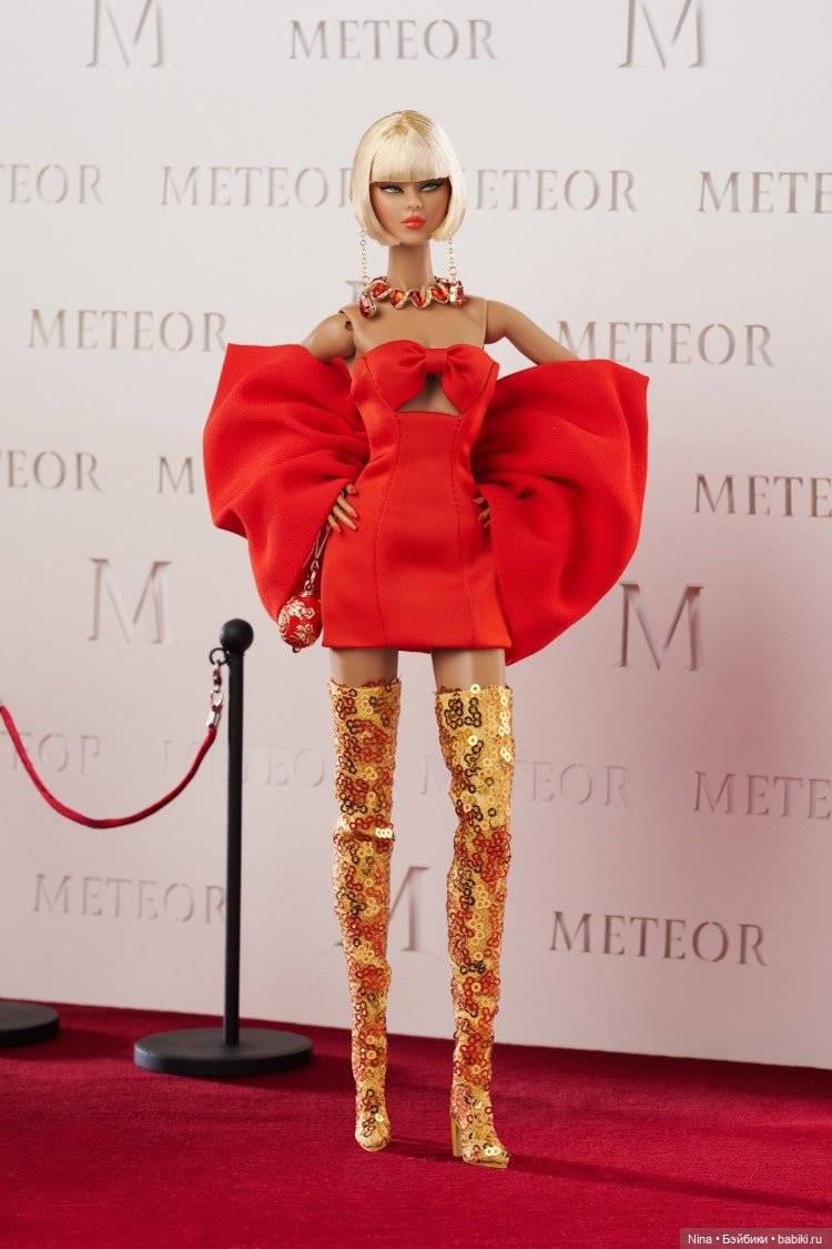 Navia Phan Dressed Doll Integrity Toys X Jason Kramer Designs (фото 2)