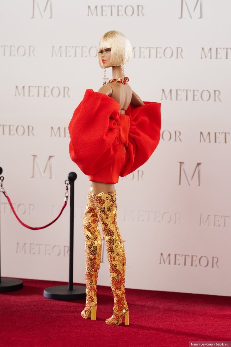 Navia Phan Dressed Doll Integrity Toys X Jason Kramer Designs (фото 4)