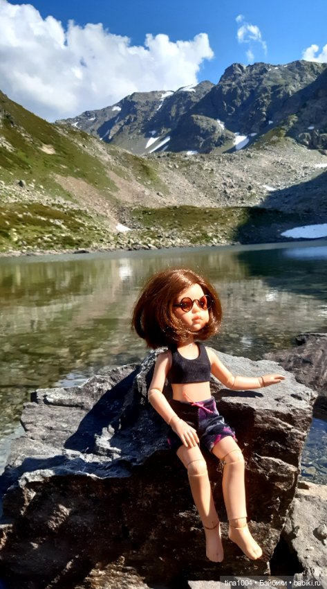 ИЗ ЖИЗНИ КУКОЛ Как они отдыхают