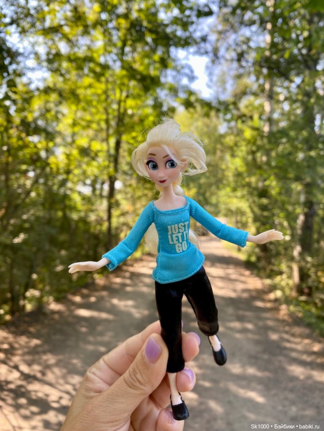 На почту — Куклы Disney Animators и Принцессы Диснея: Disney Store (фото 9)