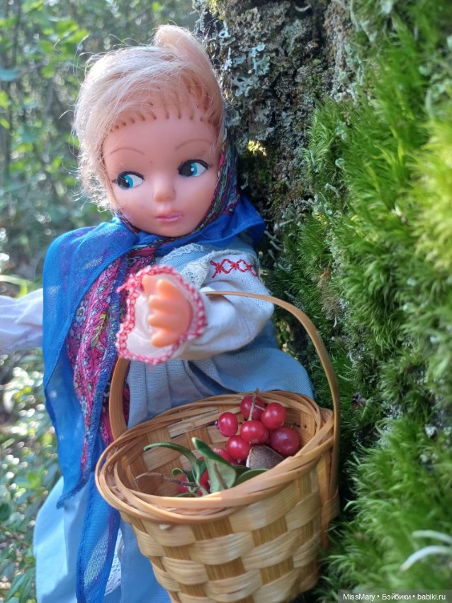 Как Аня, Яна и Ульяна в лес ходили