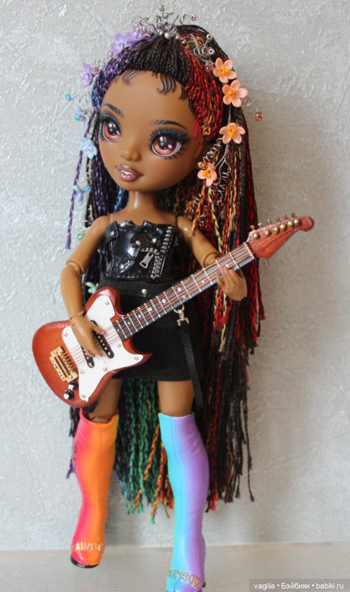 Маленький оркестрик — Куклы Rainbow High (Рейнбоу Хай (фото 2)