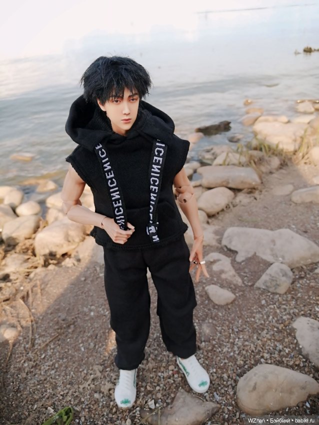 Солнечные кадры отпуска — Портретные куклы знаменитостей: звезды кино