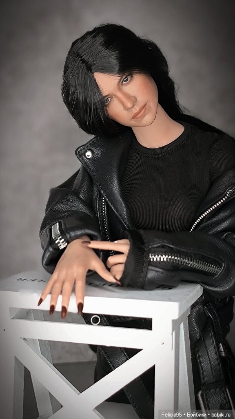 Редкий скульпт Мишель Родригез (фото 3)