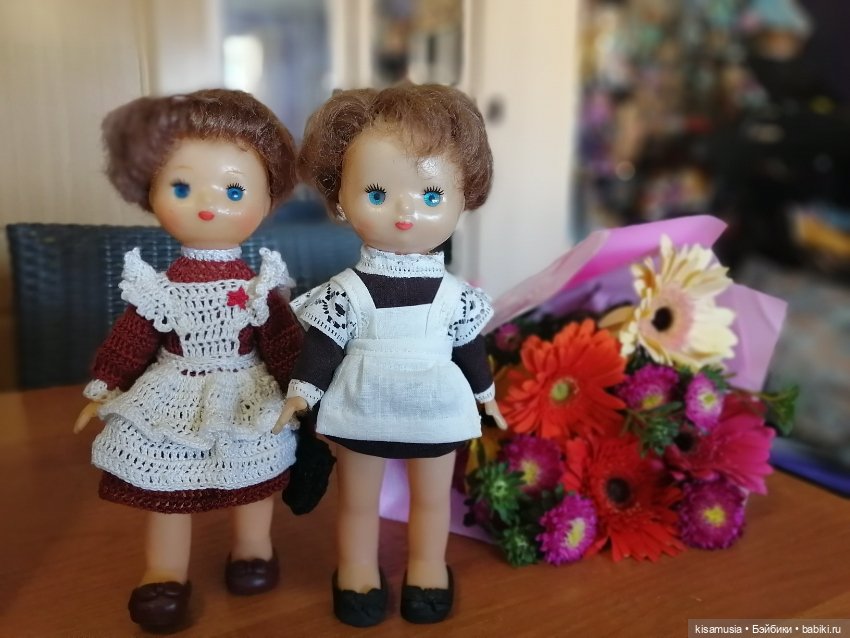 Наш день знаний — Одежда и обувь для кукол своими руками: фото