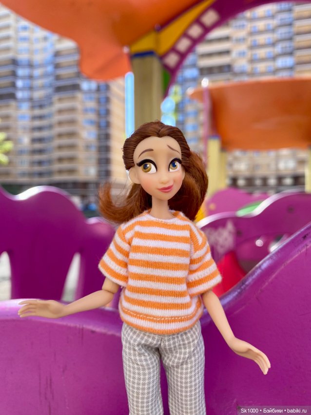Во дворе — Куклы Disney Animators и Принцессы Диснея: Disney Store (фото 10)