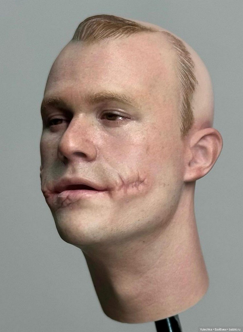 Хит Леджер без мейка Джокера (фото 2)