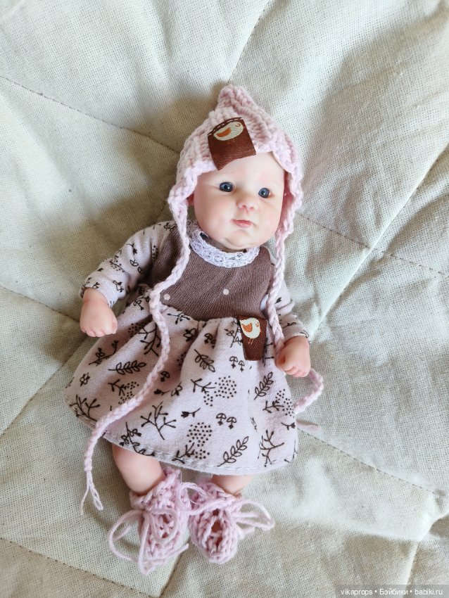 Вот такой красивый наряд сшила своей малышке и решили показаться тут ☺️. Создаю много разной ,уникальной, красивой одежды для кукол (фото 4)