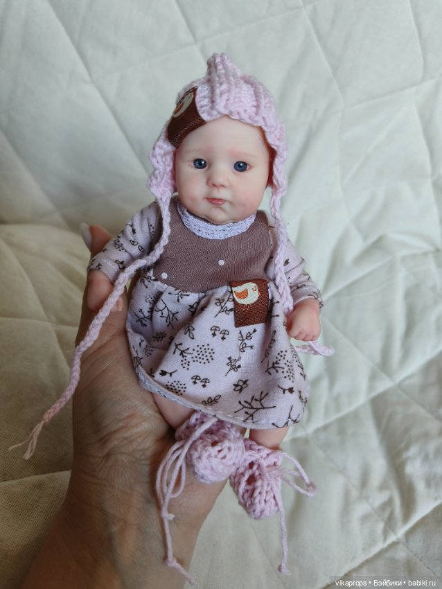 Вот такой красивый наряд сшила своей малышке и решили показаться тут ☺️. Создаю много разной ,уникальной, красивой одежды для кукол (фото 2)