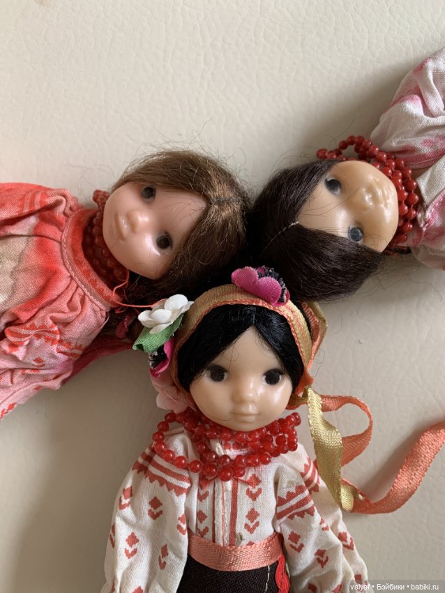 Три девицы Василинки фабрики "Победа" (фото 3)