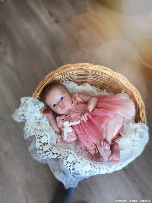 А это моя Никуша (девочка tink). Да да и на таких куклят я тоже шью 😍