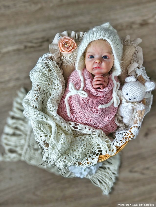 А это моя Никуша (девочка tink). Да да и на таких куклят я тоже шью 😍