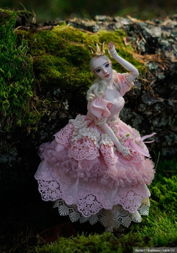 Днём, во втором часу, заблудилась принцесса в лесу (фото 4)