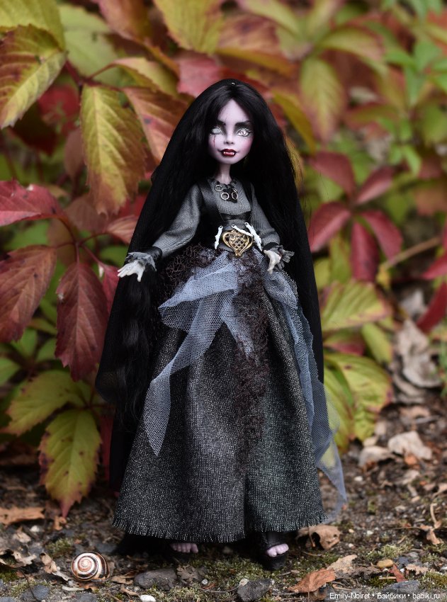 Древняя вампирша — ООАК Monster High и Ever After High: репейнт (фото 6)