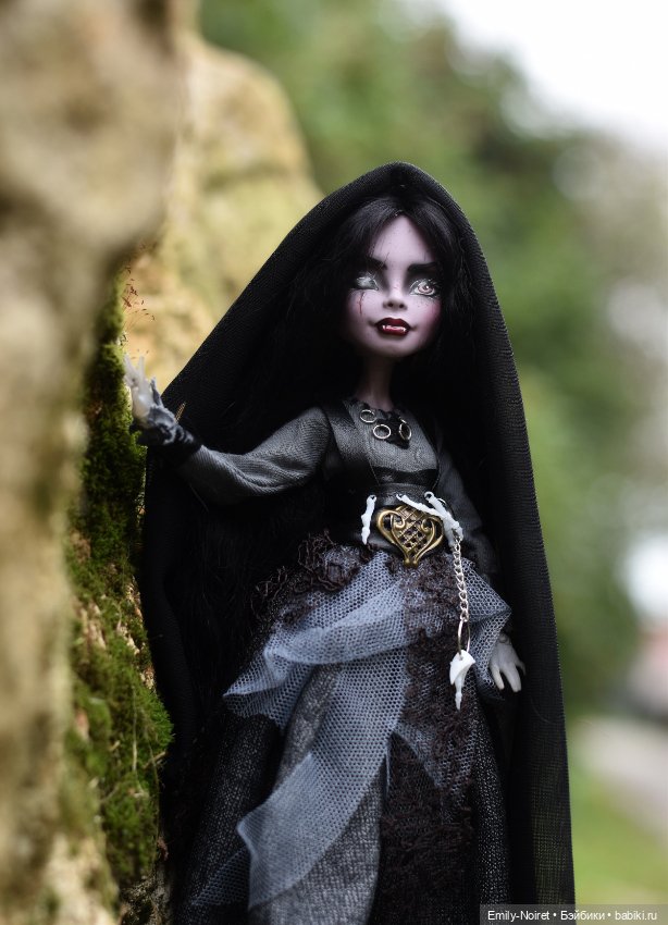 Древняя вампирша — ООАК Monster High и Ever After High: репейнт (фото 10)