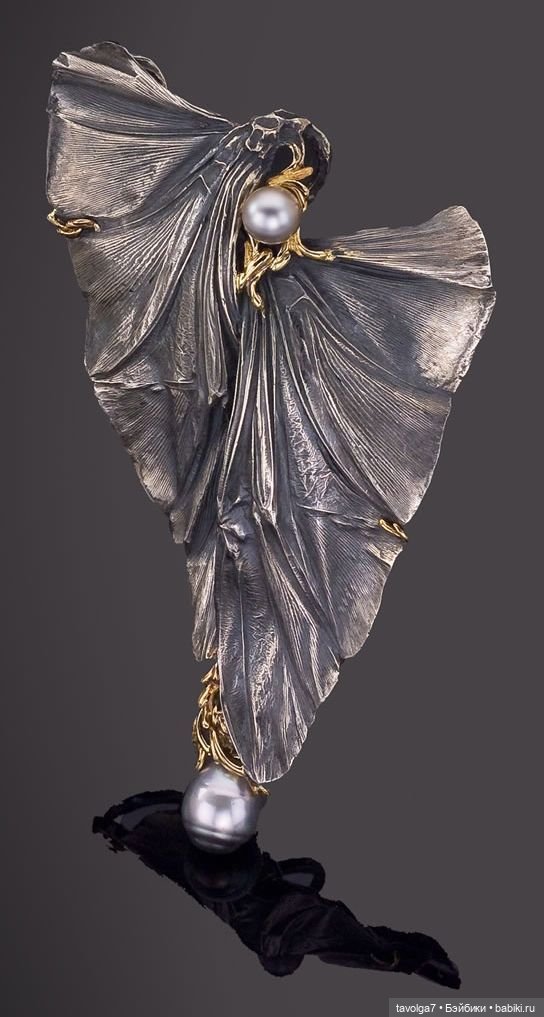 Ведьмачьи украшения в пятницу 13-е