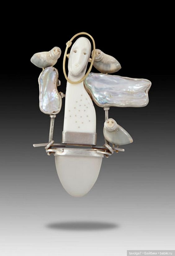 Ведьмачьи украшения в пятницу 13-е