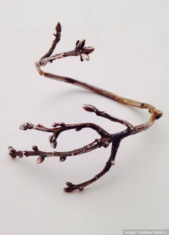 Ведьмачьи украшения в пятницу 13-е (фото 2)