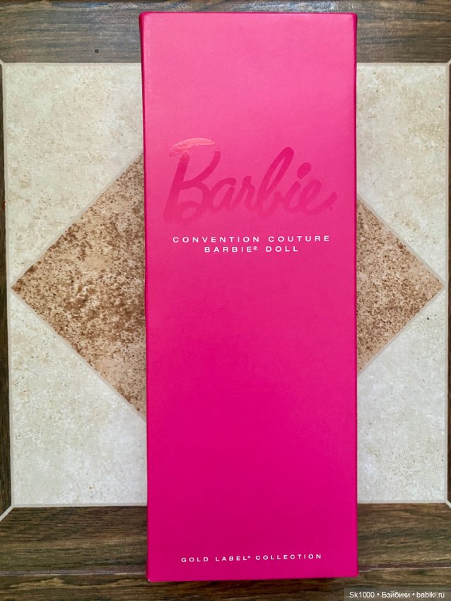 Convention couture Barbie doll