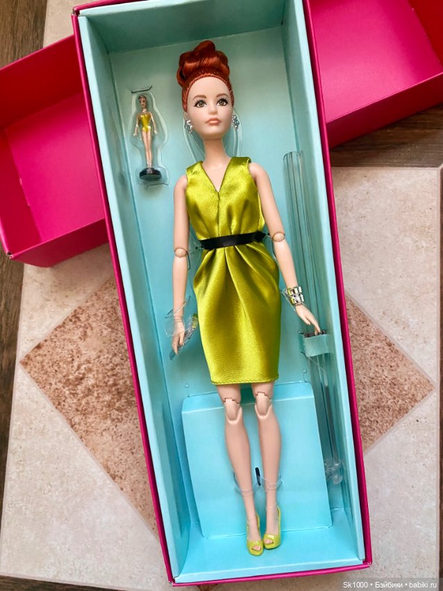 Convention couture Barbie doll (фото 2)