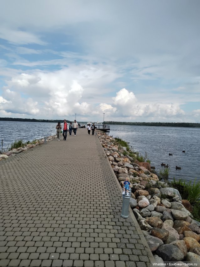 "Озеро Валдай, лес - Государь"... как-то так