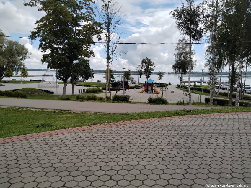 "Озеро Валдай, лес - Государь"... как-то так