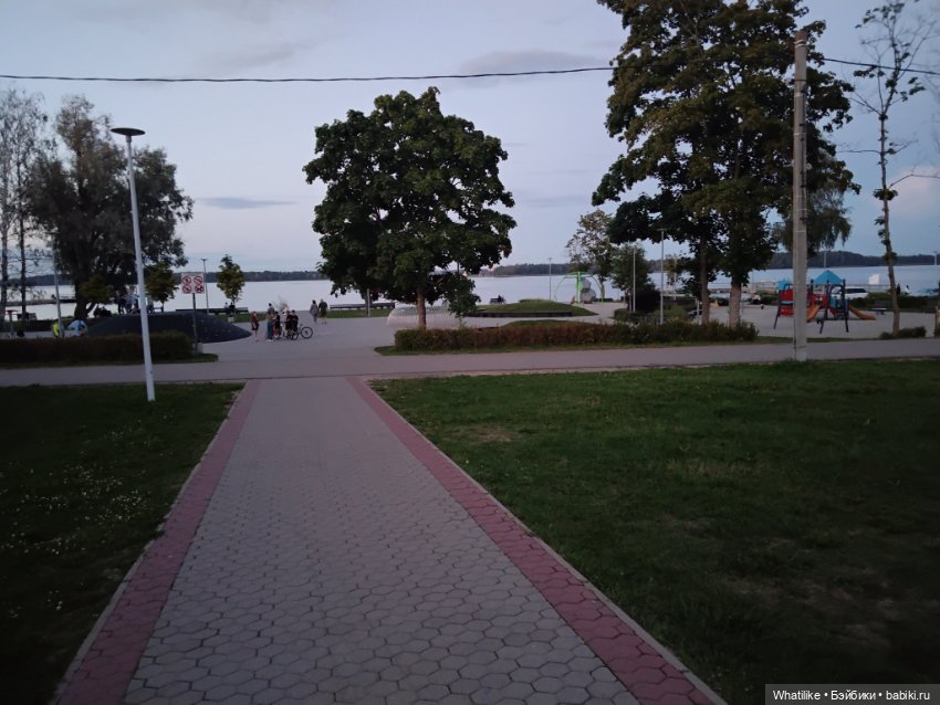 "Озеро Валдай, лес - Государь"... как-то так