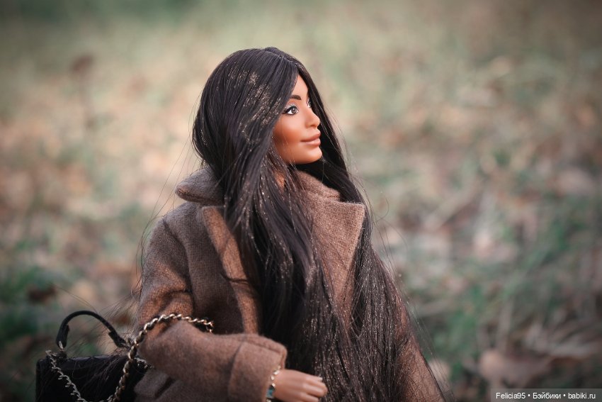 Оболденная Яра Шахиди — Куклы Barbie (Барби): Looks