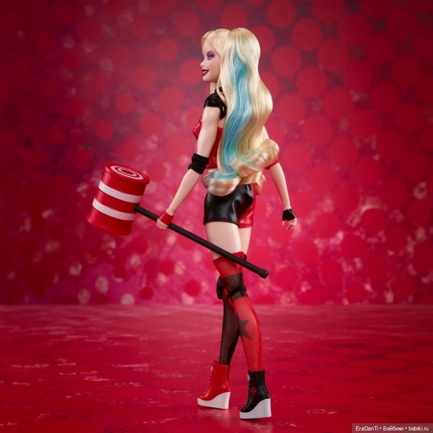 Барби Харли Квинн и Ядовитый Плющ к 85-летию вселенной Бэтмена