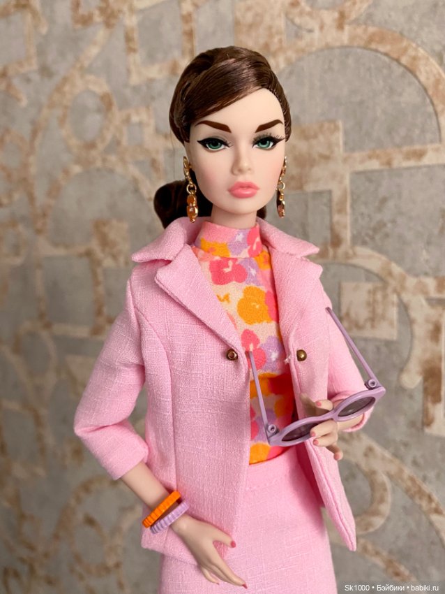 Poppy Parker when in Paris на прогулке (фото 10)