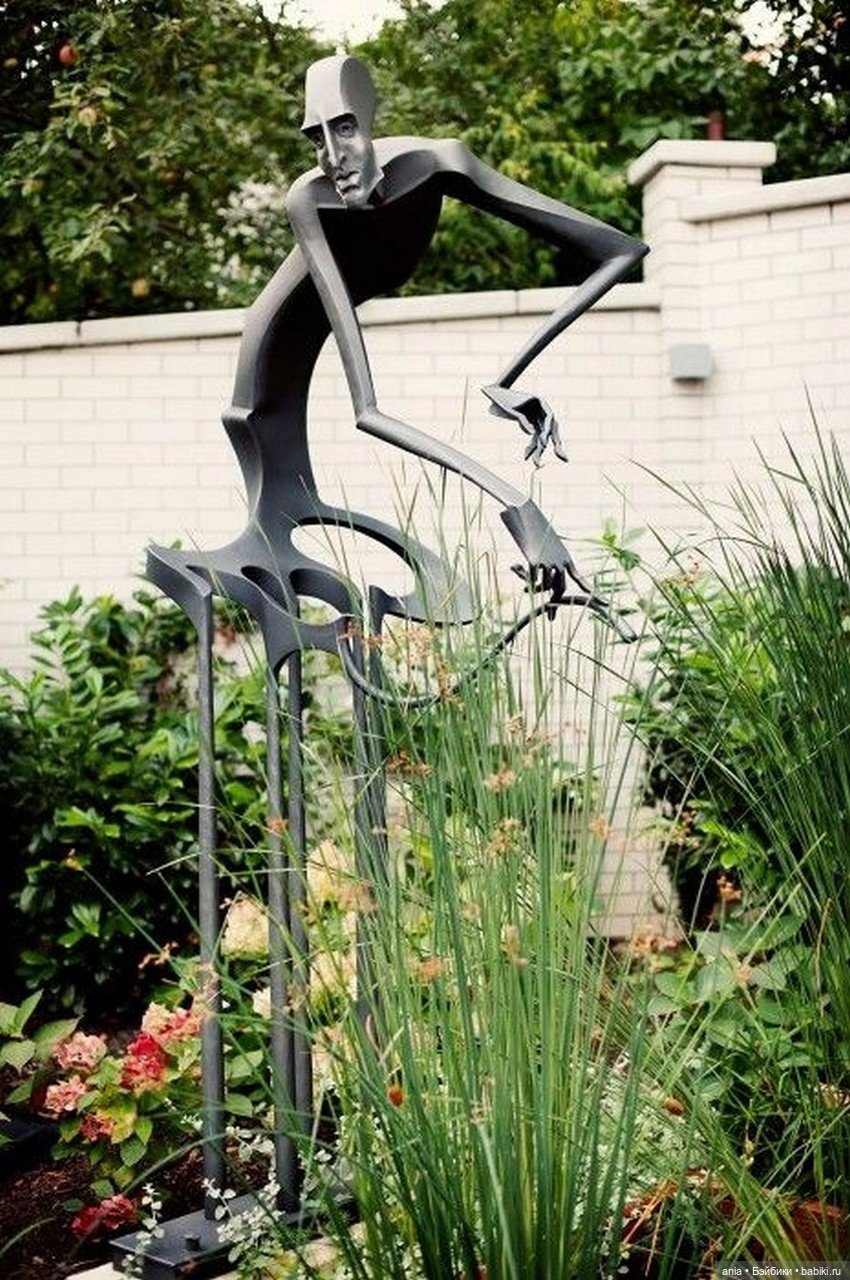 Скульптура Gibbus, Лукаш Кмох