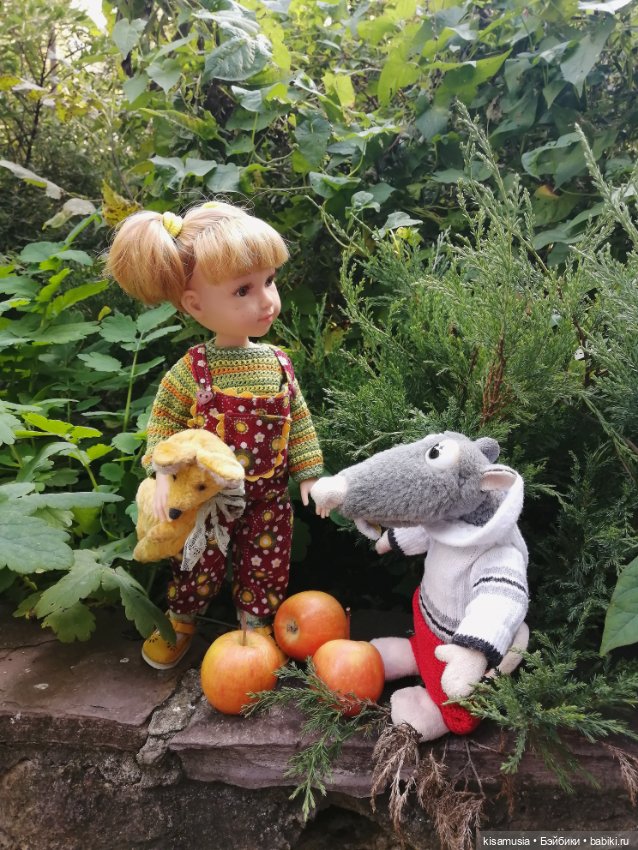 Марита в парке — Куклы Reina del Norte (Рейна дель Норте): Северянки (фото 3)