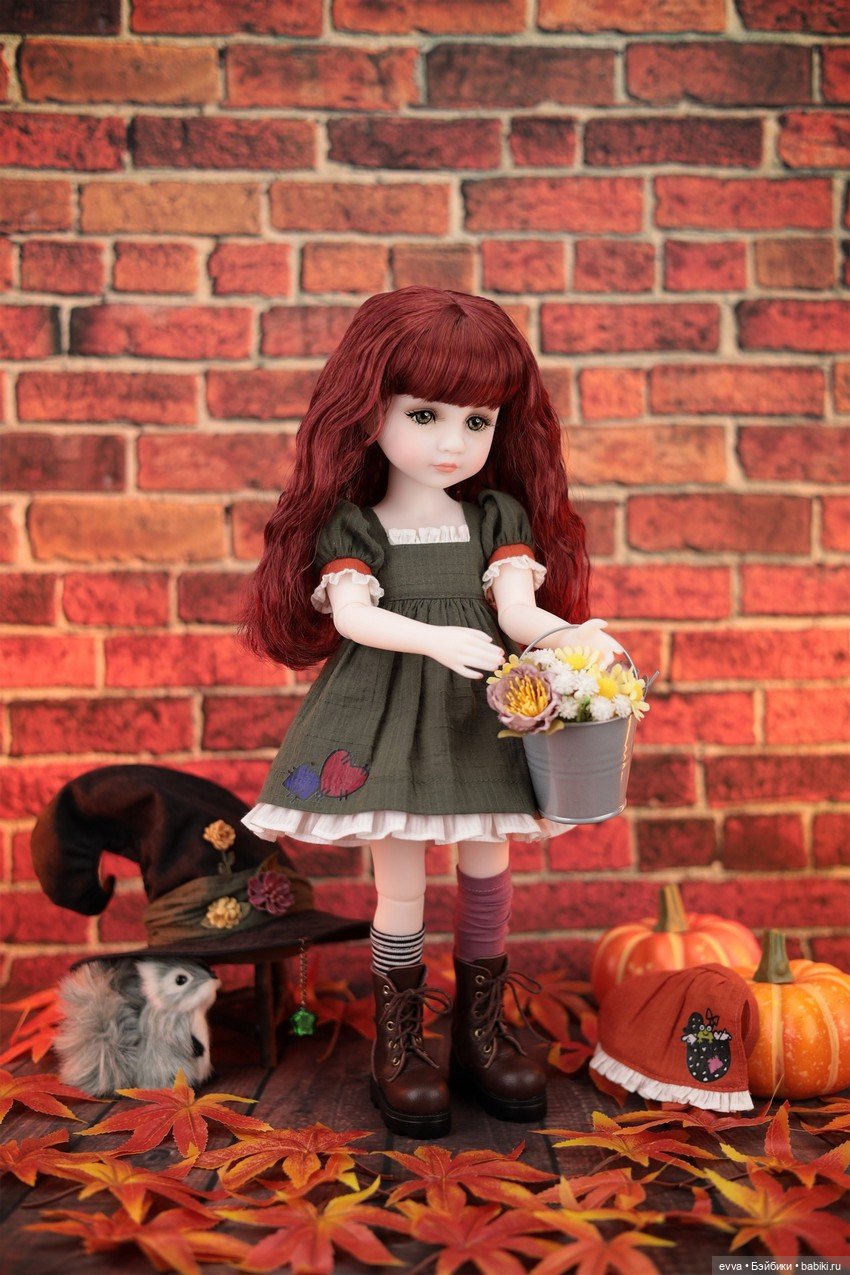 Ruby Red Fashion Friends - ведьмочка Рин (фото 2)