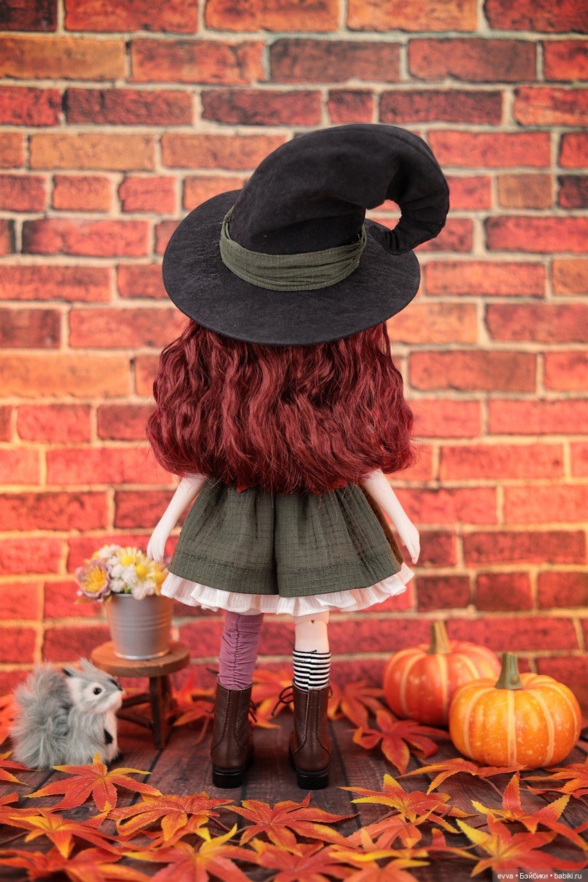 Ruby Red Fashion Friends - ведьмочка Рин (фото 6)