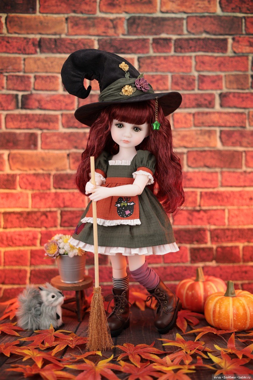 Ruby Red Fashion Friends - ведьмочка Рин (фото 5)