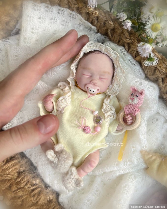 Миниатюрная авторская кукла младенец Ликуся (фото 10)