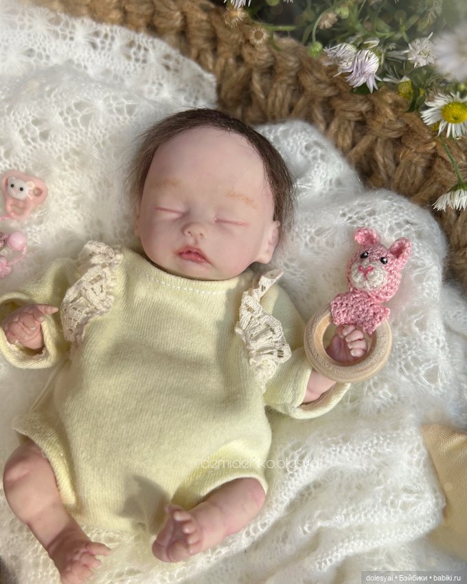 Миниатюрная авторская кукла младенец Ликуся (фото 5)
