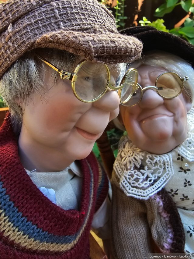 Бабушка рядышком с дедушкой (фото 6)