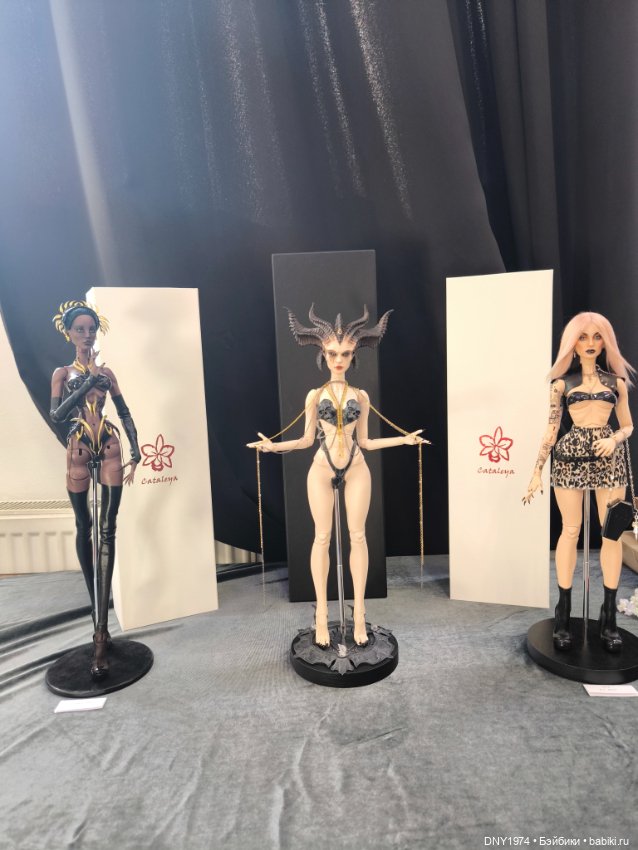 Территория кукол, небольшой обзор